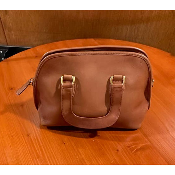 Vintage Wilsons Golden Brown Leather  Bag - Picture 5 of 11